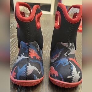 BOGS Dino boots